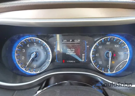 2018 Chrysler Pacifica L z USA, uszkodzony, nr VIN 2C4RC1AG4JR157215